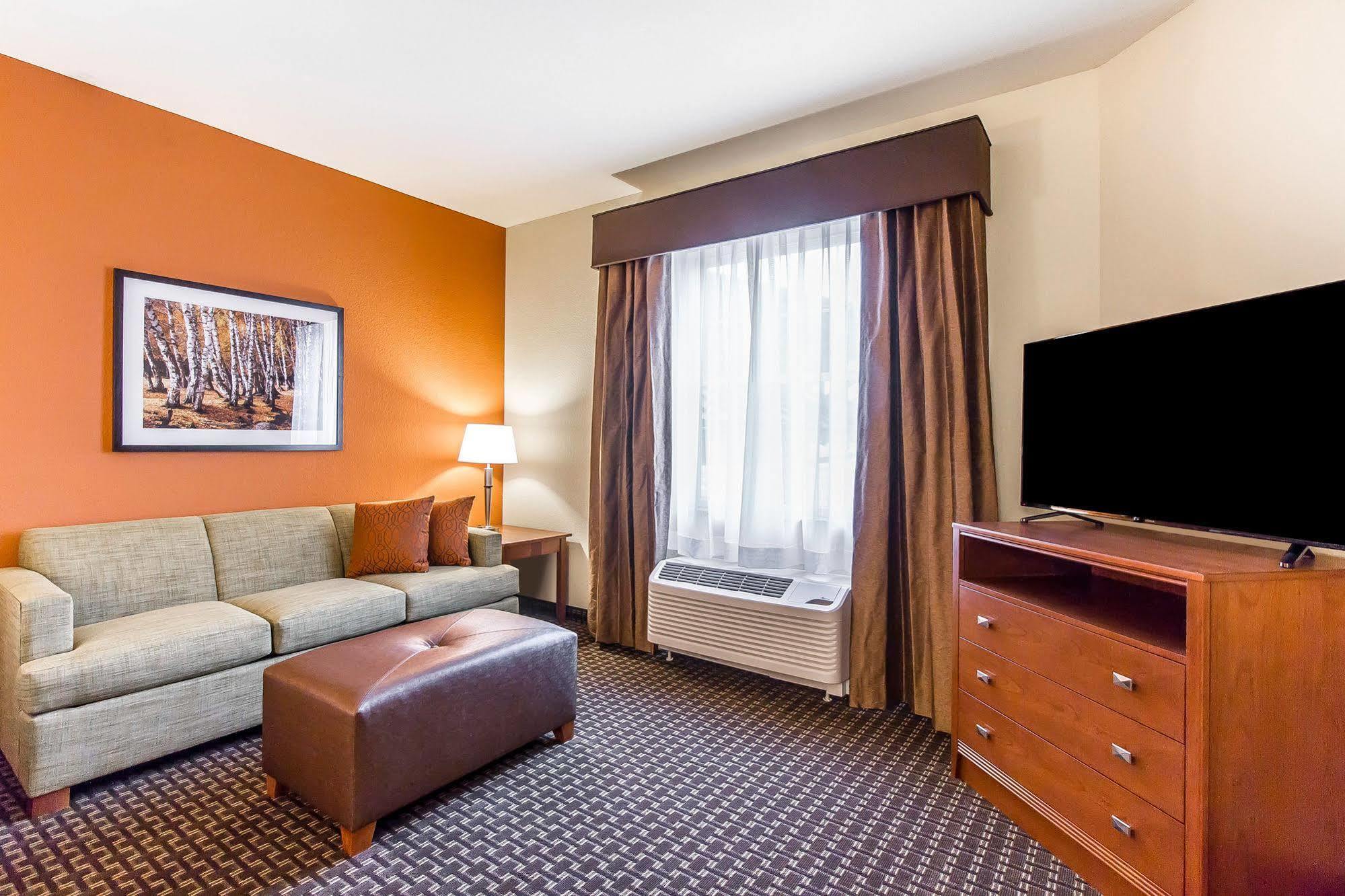 Mainstay Suites Stanley Eksteriør billede