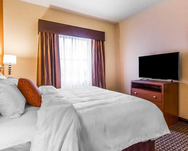Mainstay Suites Stanley Eksteriør billede