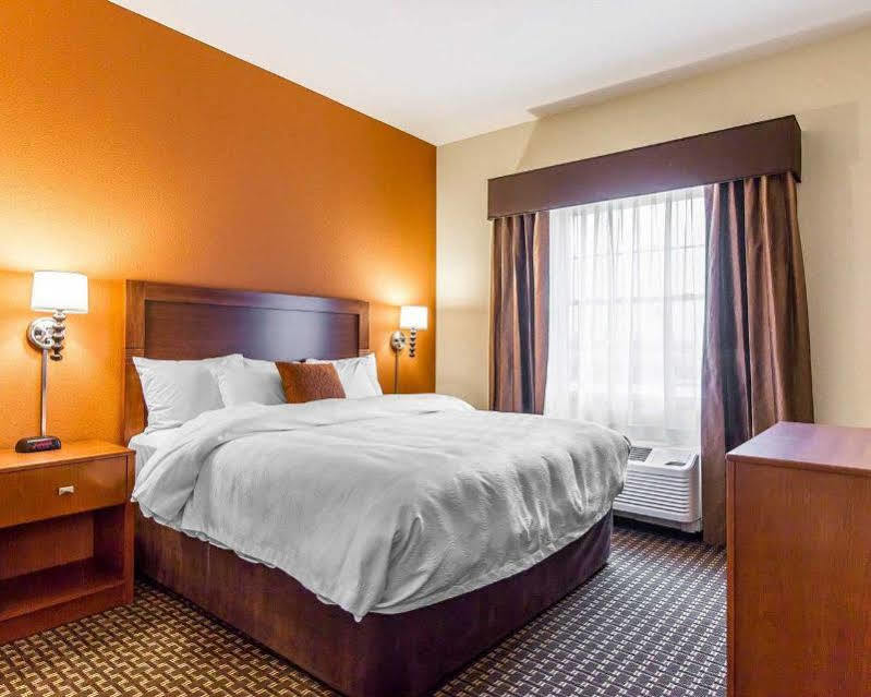 Mainstay Suites Stanley Eksteriør billede